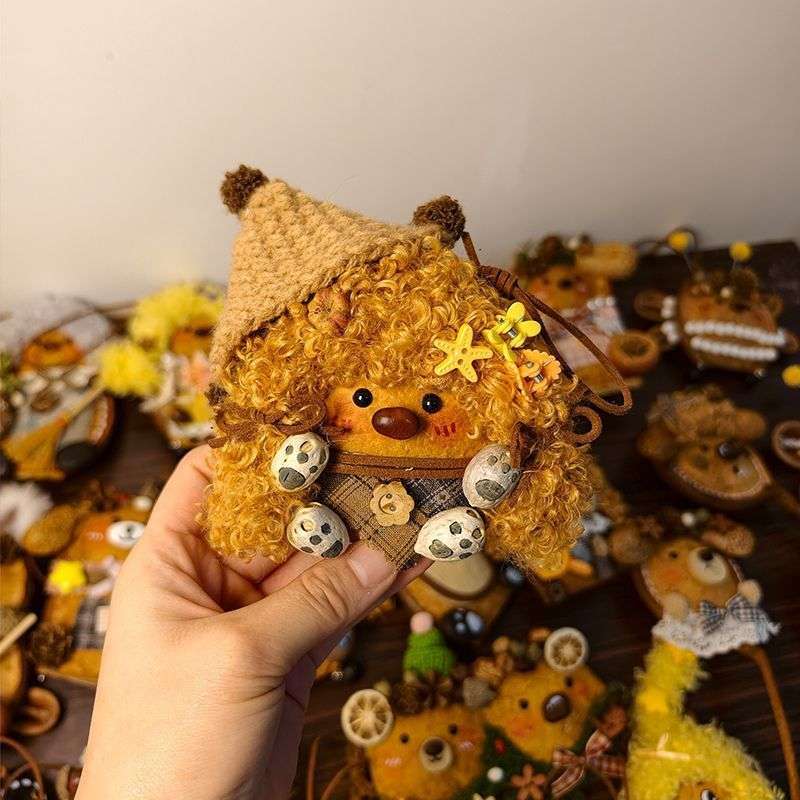 unique gift -handmade gift-cute gift-Handmade plush toy gift-Pod Doll